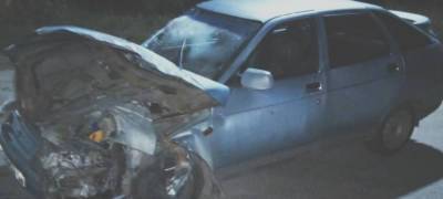 В Карелии пассажир получил травмы после столкновения «легковушки» и грузовика