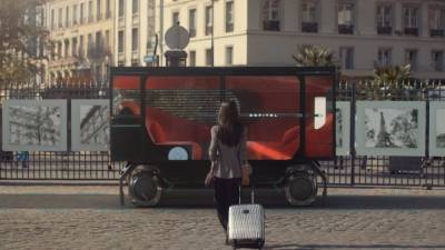 Отель, спортзал и такси: Citroen показал концепт беспилотного скейта для города (фото, видео)