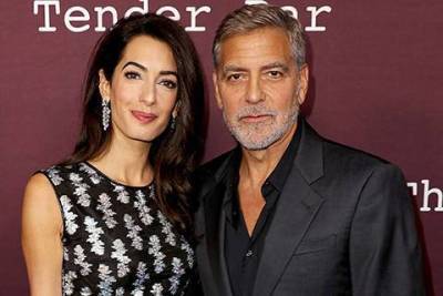 Амаль и Джордж Клуни посетили премьеру фильма The Tender Bar и рассказали о детях