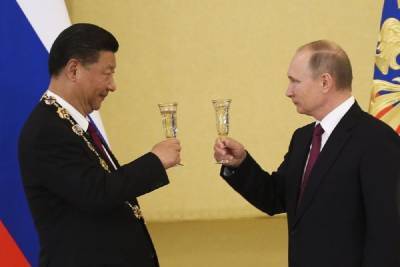 The Times: Россия и Китай радуются раздору среди западных стран