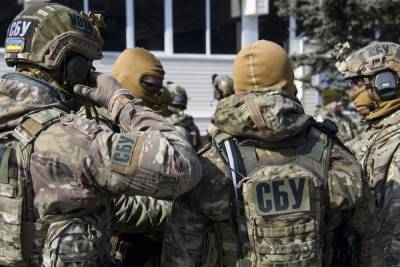СБУ задержала в Донбассе офицера, который пытался продать краденное оружие