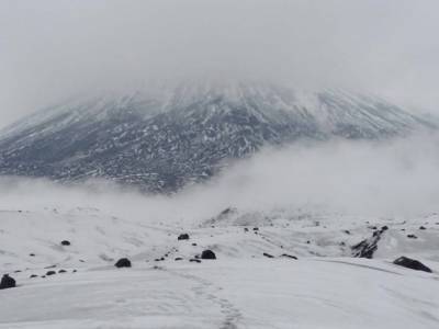 На Камчатке в условиях мороза и метели с ветром до 70 м/с пропал турист