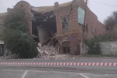 На месте обрушения исторического здания на Бакинской работает межведомственная комиссия