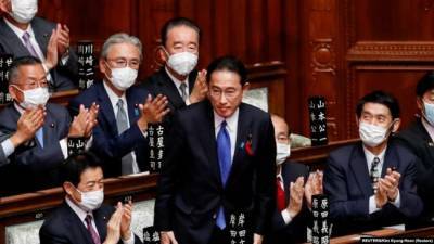 Синдзо Абэ - Мотэги Тосимицу - Есихидэ Суги - В Японии утвержден состав нового правительства с тремя женщинами-министрами - eadaily.com - Россия - Япония