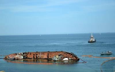 Дело танкера Delfi: командиру корабля охраны сообщили о подозрении