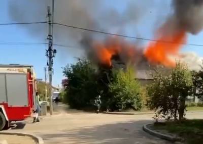 Соседи эмоционально рассказали о пожаре с тремя смертями в Воронеже