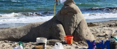 На Ланжероне сделали самую большую в Украине скульптуру из песка