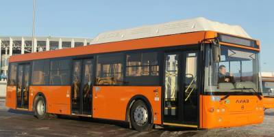 Пассажир и кондуктор автобуса поругались из-за транспортной карты в Нижнем Новгороде