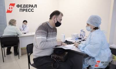 Врач объяснила возможные реакции на прививку от ковида у петербуржцев
