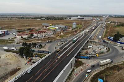 Движение открыто: новый мост разгрузил М-4 «Дон» в районе Сальского кольца