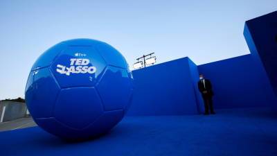 The Athletic: сериал «Тед Лассо» заключил сделку с Английской премьер-лигой