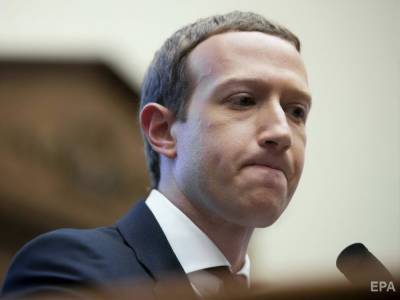 За несколько часов сбоя Facebook Цукерберг потерял $7 – Bloomberg