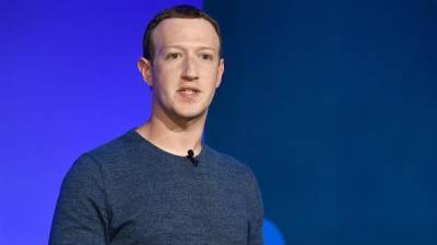 Forbes оценил потери Цукерберга на фоне глобального сбоя в Facebook в $6,4 млрд