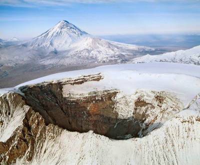 Пропавшего на Ключевской сопке свердловского альпиниста сегодня ищут в районе сейсмостанции Апахончич
