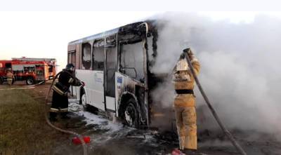 В Башкирии загорелся междугородный автобус с пассажирами
