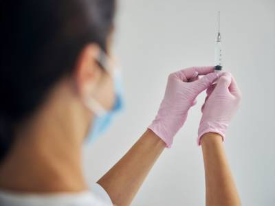 В Украине сделали 13 млн прививок от коронавируса