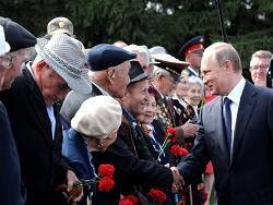 Росстат: Пенсии россиян сокращаются седьмой месяц подряд