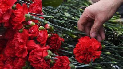 В Башкирии похоронили трех убитых в Гае студенток