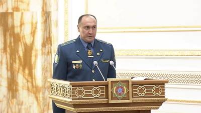 Бердымухамедов объявил строгий выговор с последним предупреждением главе МВД