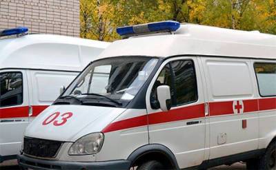 В нескольких российских регионах, по данным газеты «Коммерсантъ», заканчиваются места в коронавирусных госпиталях
