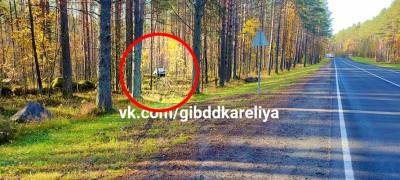 В Карелии девушка за рулем ВАЗа улетела в лес (ФОТОФАКТ)