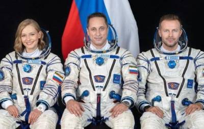Российская актриса Юлия Пересильд и режиссер Клим Шипенко успешно отправились в космос на съемки нового фильма