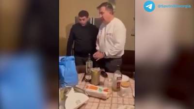 Видео задержания Саакашвили после застолья с хинкали