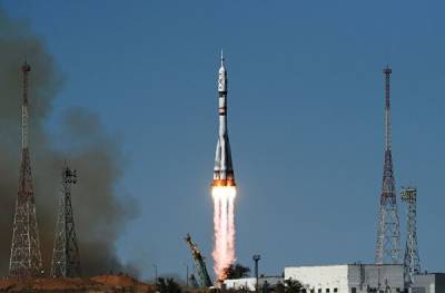 Космический корабль «Союз МС-19» доставил «киноэкипаж» на орбиту