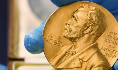 Роджер Пенроуз - Нобелевскую премию по физике вручили за физическое моделирование климата - og.ru - США - Германия