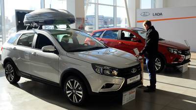 Аналитики назвали среднюю цену новой машины в России в августе