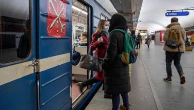 Петербуржцы получили сервис навигации по метро в часы пик