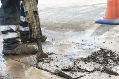 Предпринимателя подозревают в хищении более 3 млн рублей во время ремонта дороги в Волхове