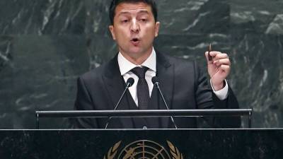 Зеленский собрался внести в ООН отредактированные резолюции по Крыму