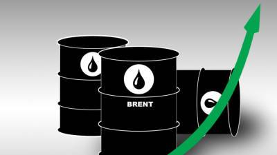 Цена нефти Brent превысила $83 за баррель впервые за три года