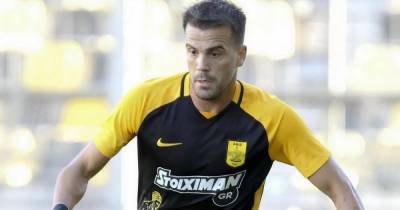 Греческого футболиста Никоса Цуманиса нашли мертвым в своей машине в Салониках