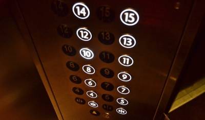 Управляющая компания в Коммунарке отказалась помогать жертве упавшего лифта
