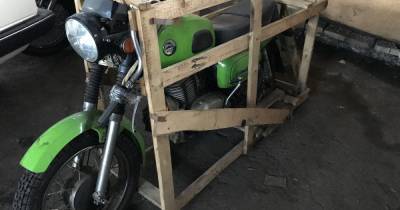 В Украине обнаружен старый 28-летний мотоцикл Восход в заводской упаковке