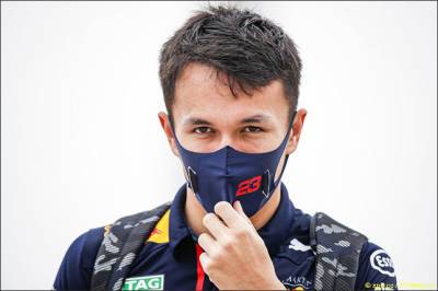Элбон: В Red Bull ждут высоких результатов от гонщиков
