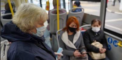 В Чебоксарах в общественном транспорте перестанут обслуживать пассажиров без масок