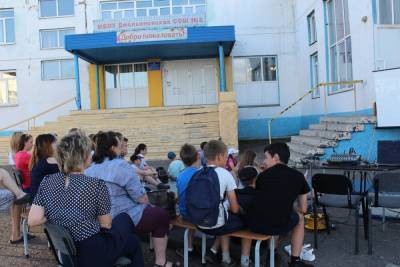 Школа под Красноярском закрылась из-за трещины