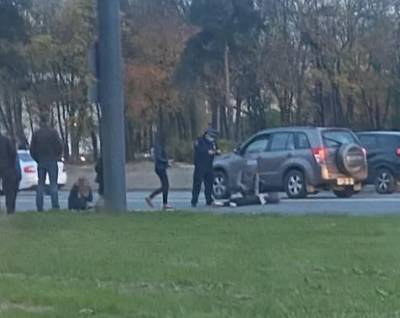 Двух перебегавших проспект Ветеранов девочек сбила машина