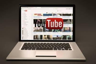 YouTube заблокировал каналы американского певца Ар Келли