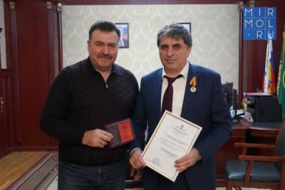 Нурмагомед Суракатов награжден медалью Минобороны России