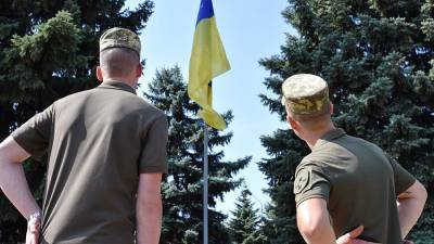 Украинские военные провели учения на границе с Крымом
