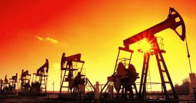 Цена российской нефти Urals превысила $80 за баррель