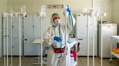 Столичные медики вылечили еще 2399 пациентов от коронавируса за сутки