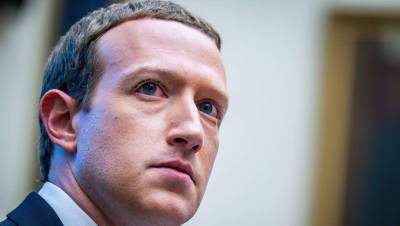 Цукерберг опроверг нападки бывшей сотрудницы Facebook