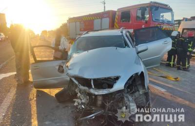 Под Одессой Lexus протаранил машину с военными, много пострадавших