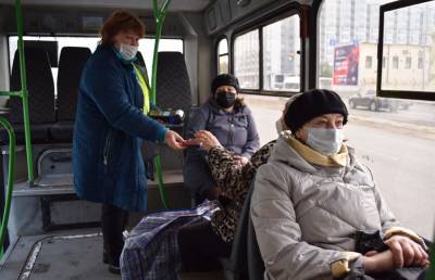 Нарушителям масочного режима в автобусах и трамваях грозит штраф до 15 тысяч рублей