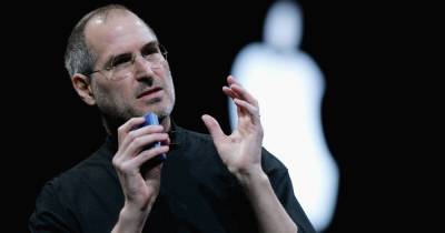 Apple отметила десятилетие со дня смерти Джобса